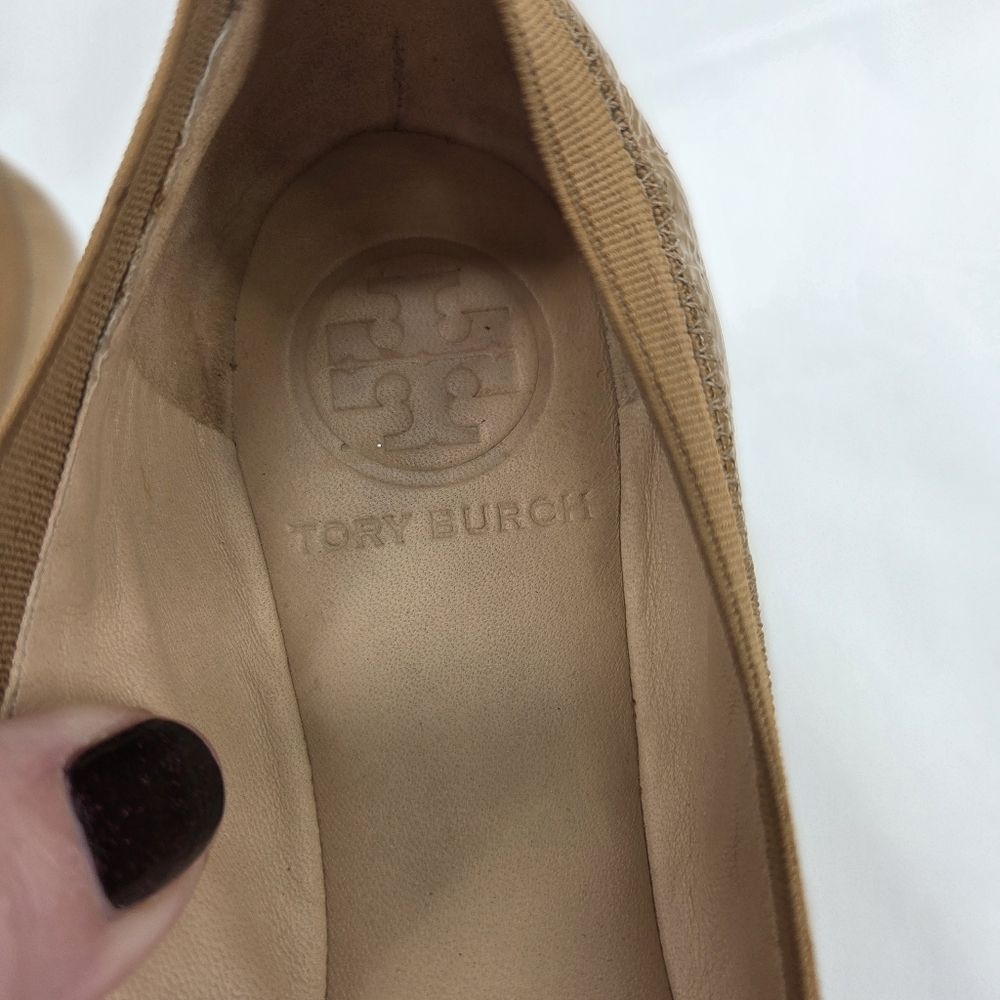 Tory Burch Caroline Ballet Flats s/n 36509 7M Camel color Patent Leather - Picture 6 of 11